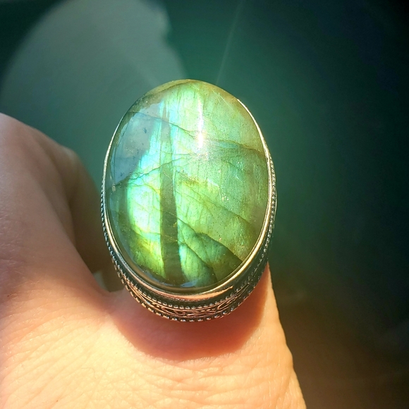 *SALE* New Huge Labradorite 925 Silver Ring. - Picture 10 of 16
